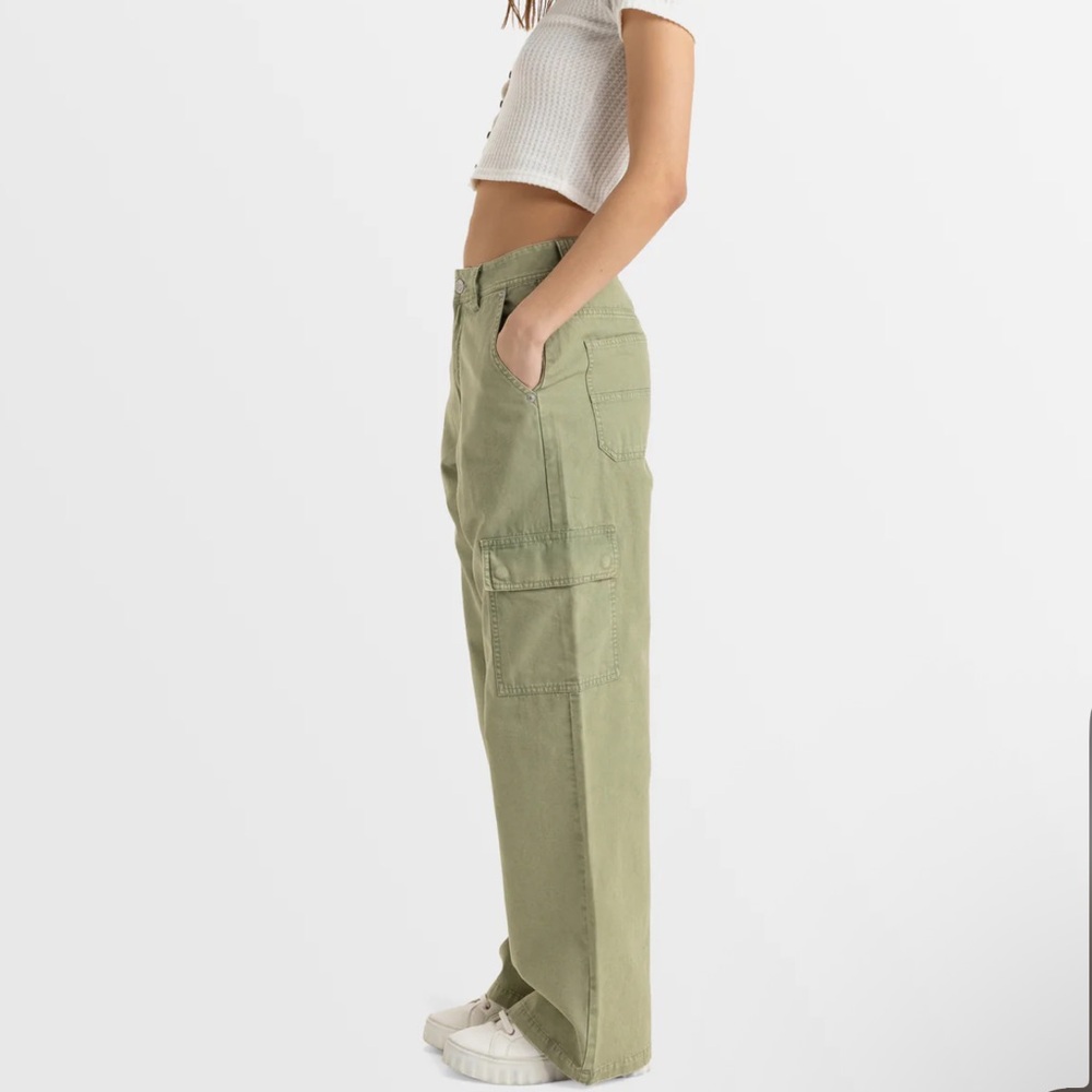 Womens Left Again Cargo Pant - Picture 11 of 13